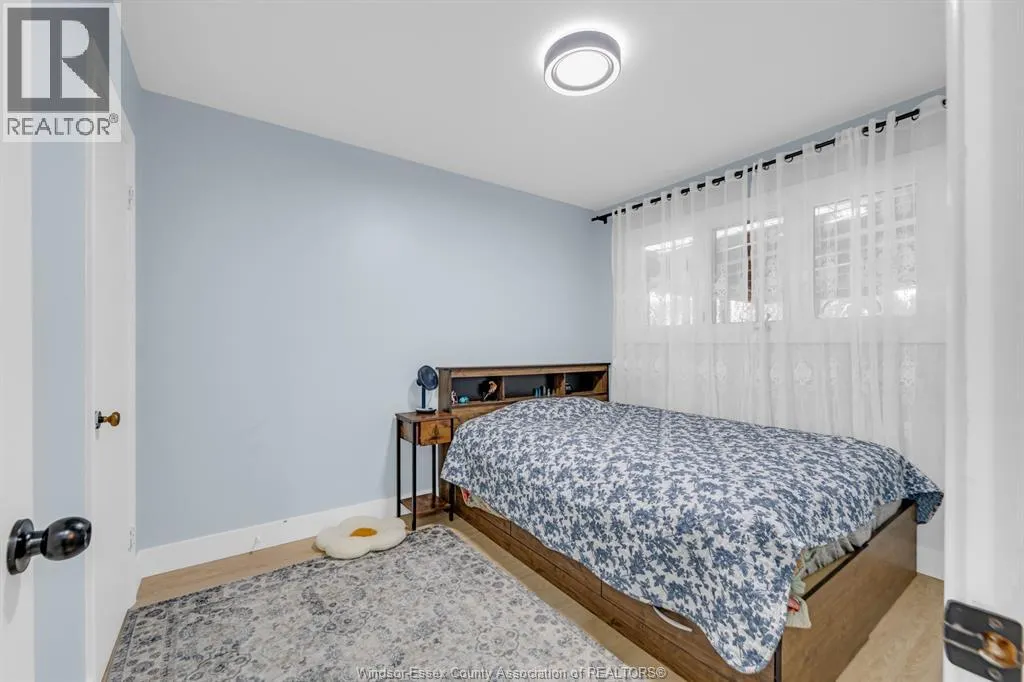 3660 ROXBOROUGH