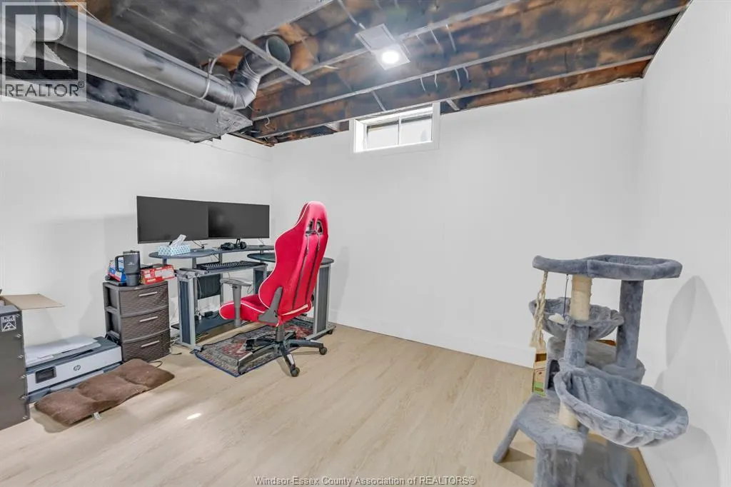 3660 ROXBOROUGH