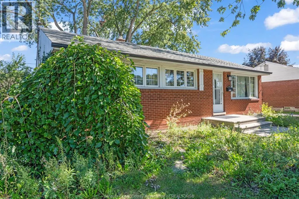 3660 ROXBOROUGH