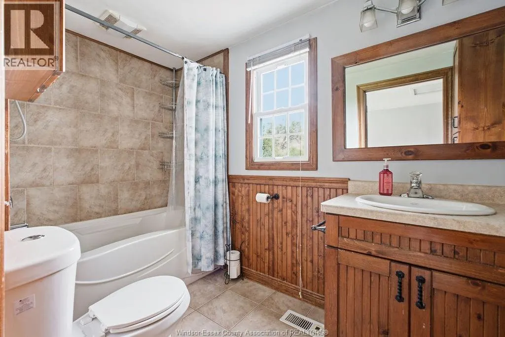 3787 CONCESSION RD 3 North