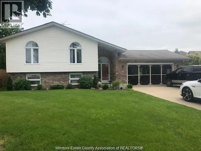 241 CROWNRIDGE BOULEVARD Unit# LOWER