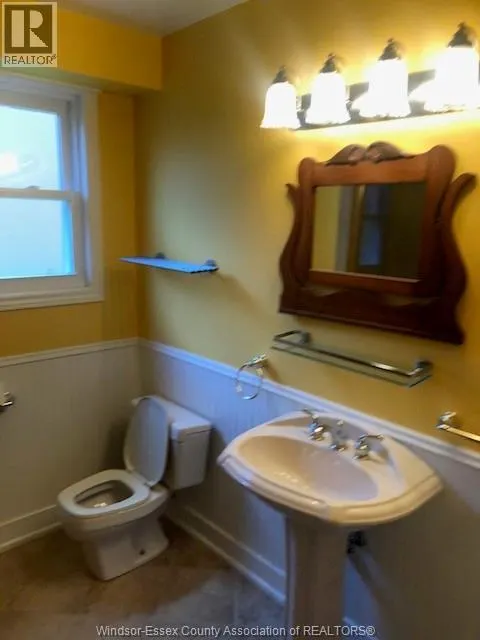 241 CROWNRIDGE BOULEVARD Unit# LOWER