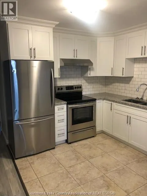 241 CROWNRIDGE BOULEVARD Unit# LOWER