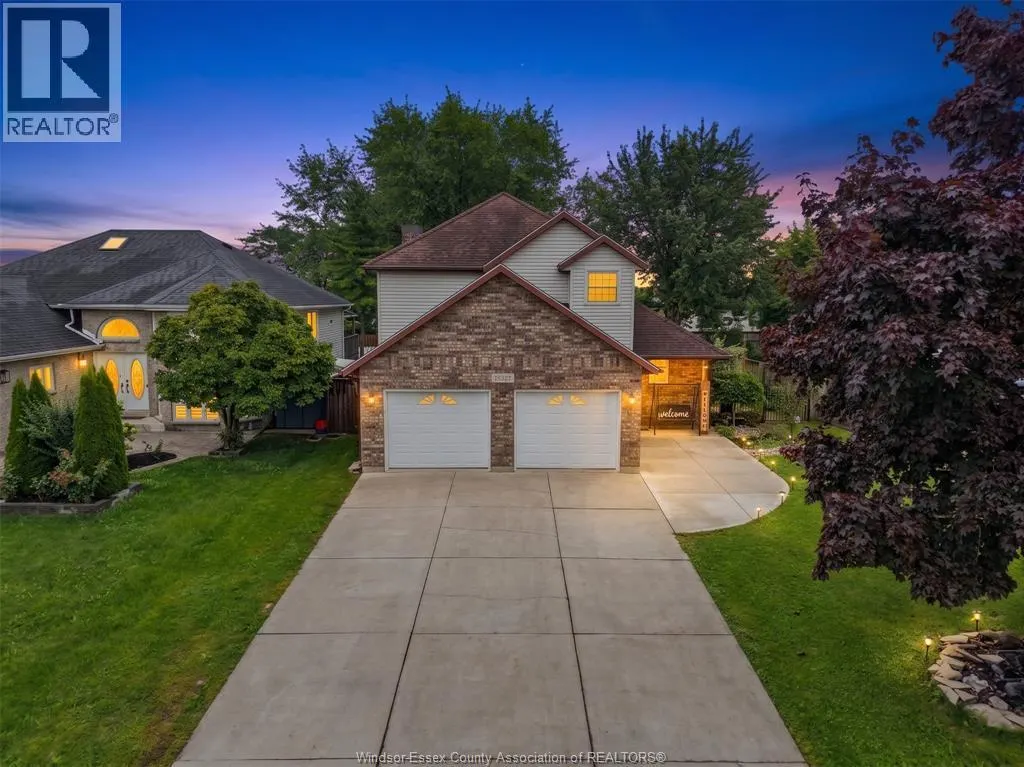 2920 STRAWBERRY DRIVE