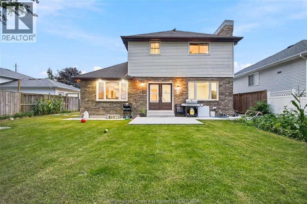 2920 STRAWBERRY DRIVE