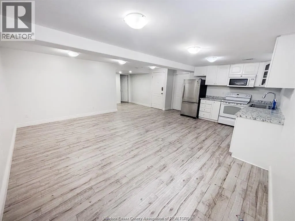 201 Hanmer STREET East