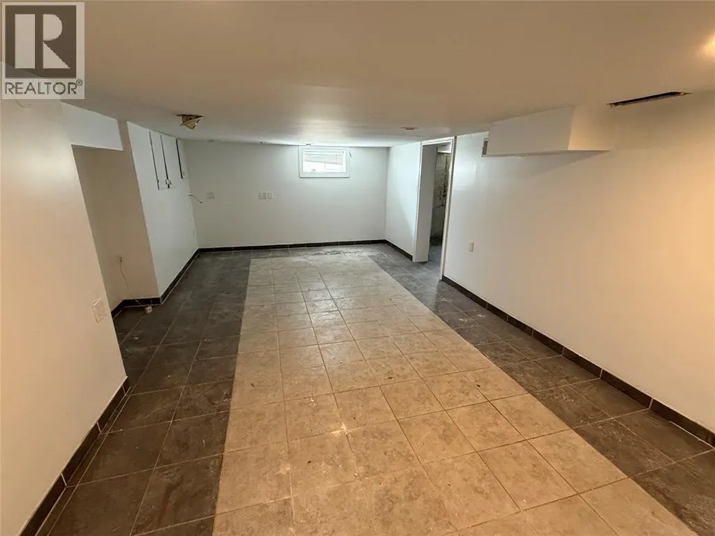 169 CHRISTINA STREET South