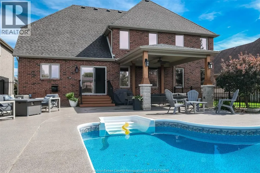 369 PINEHURST DRIVE