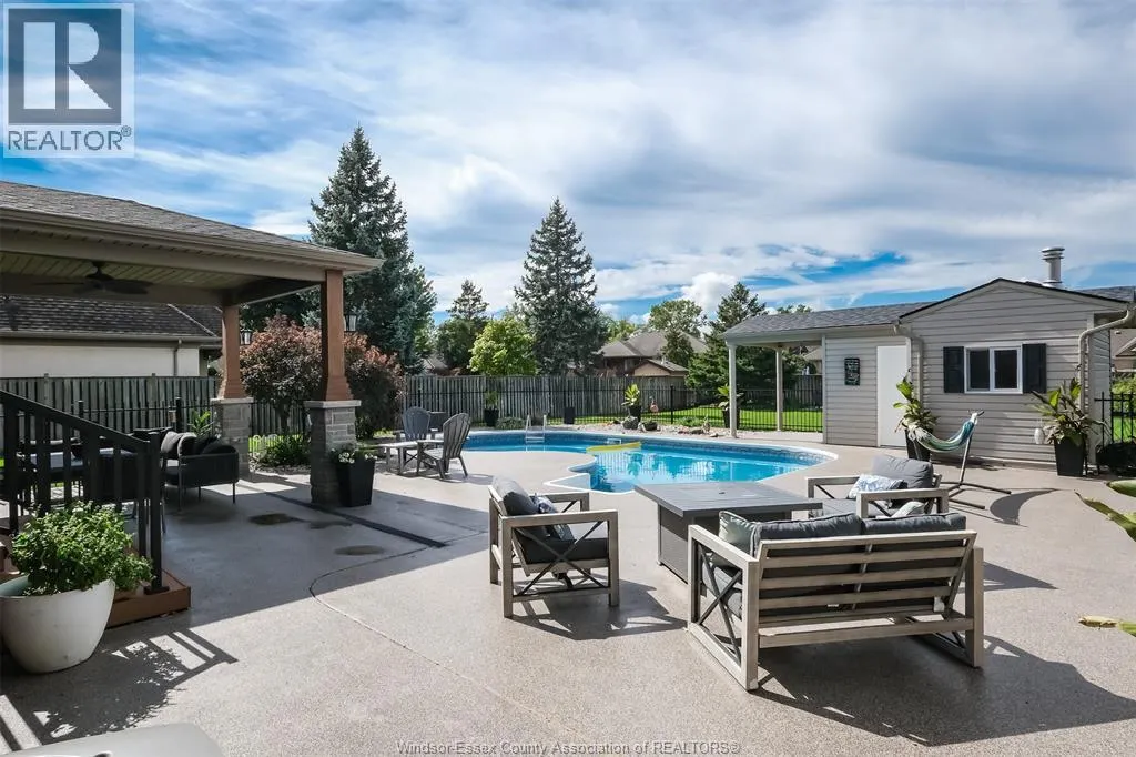 369 PINEHURST DRIVE