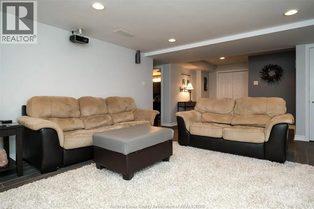 369 PINEHURST DRIVE