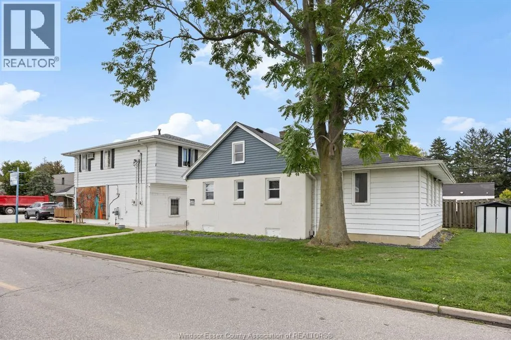 12205 RIVERSIDE DRIVE East