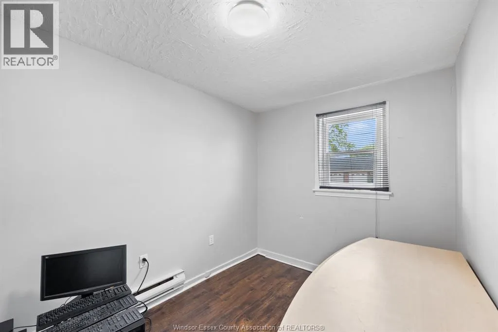 12205 RIVERSIDE DRIVE East