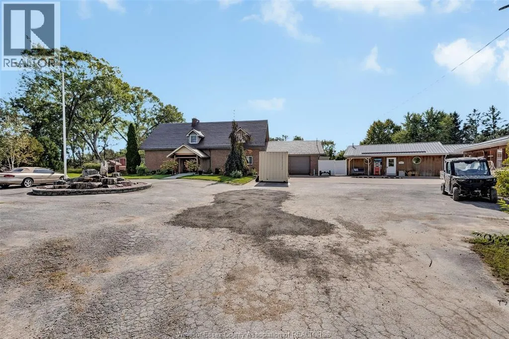 4220 Queen's Line