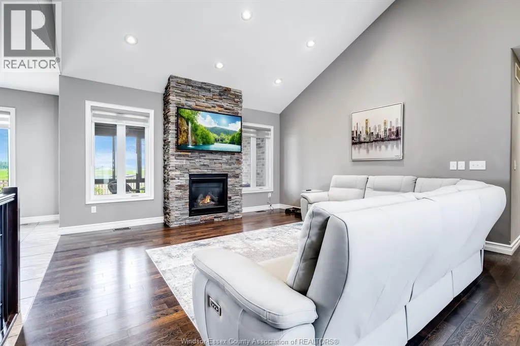2125 FOX RUN ROAD Unit# UPPER