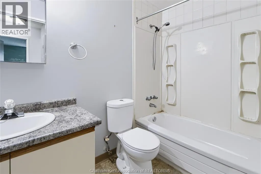 140 PARK AVENUE East Unit# 302