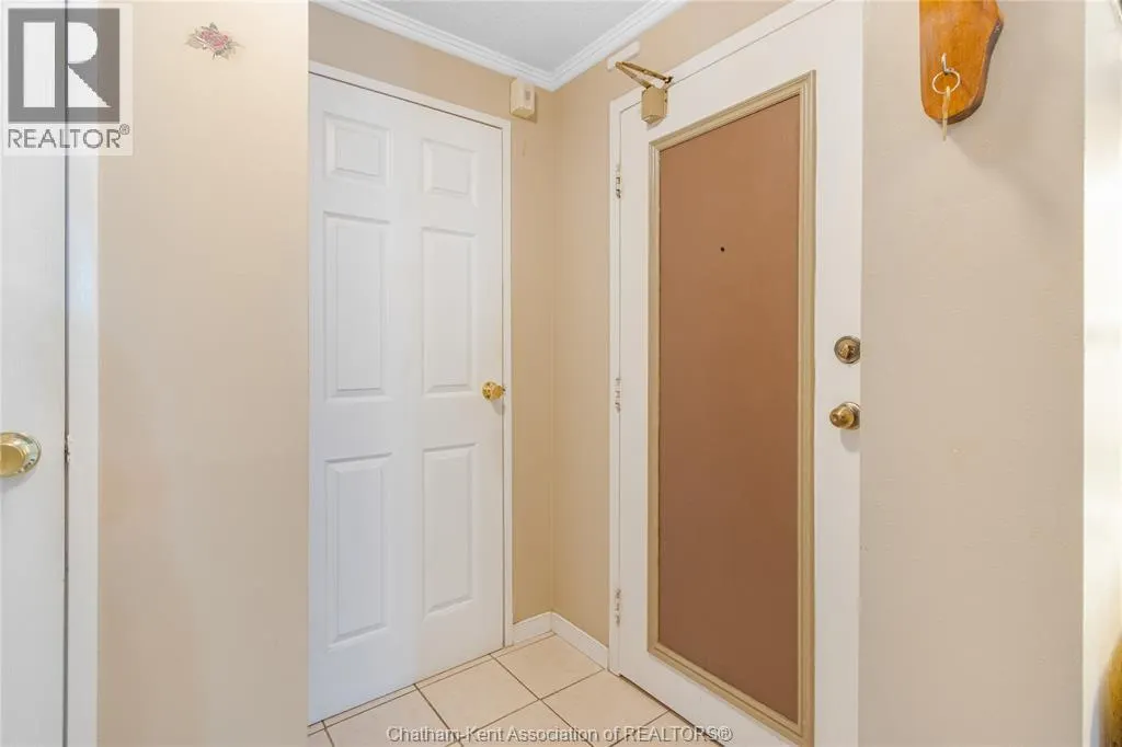 955 GRAND AVENUE West Unit# 208