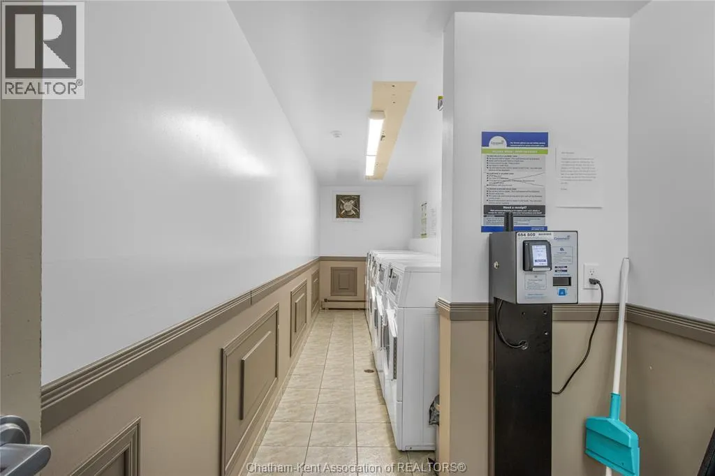 955 GRAND AVENUE West Unit# 208