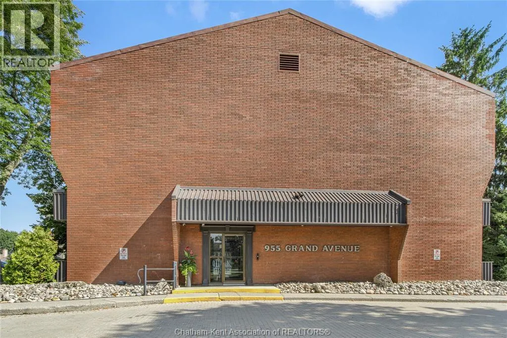 955 GRAND AVENUE West Unit# 208