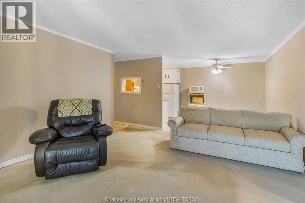 955 GRAND AVENUE West Unit# 208