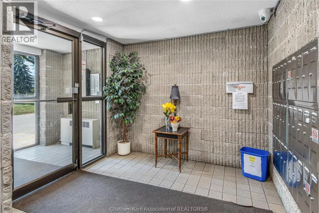 955 GRAND AVENUE West Unit# 208
