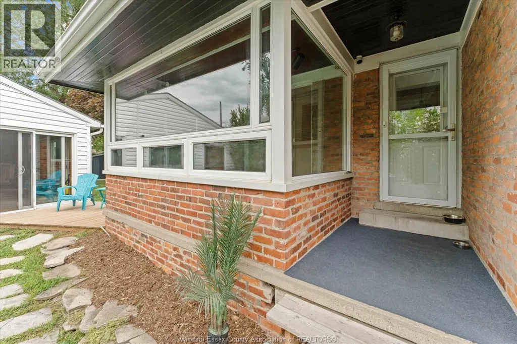 1965 OLIVE ROAD