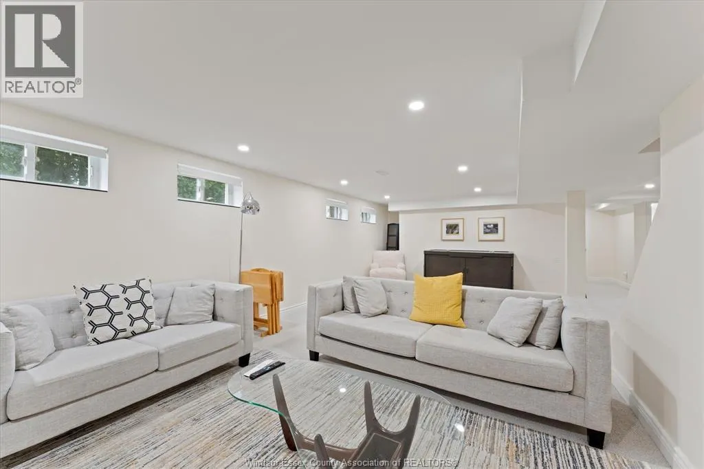 1965 OLIVE ROAD