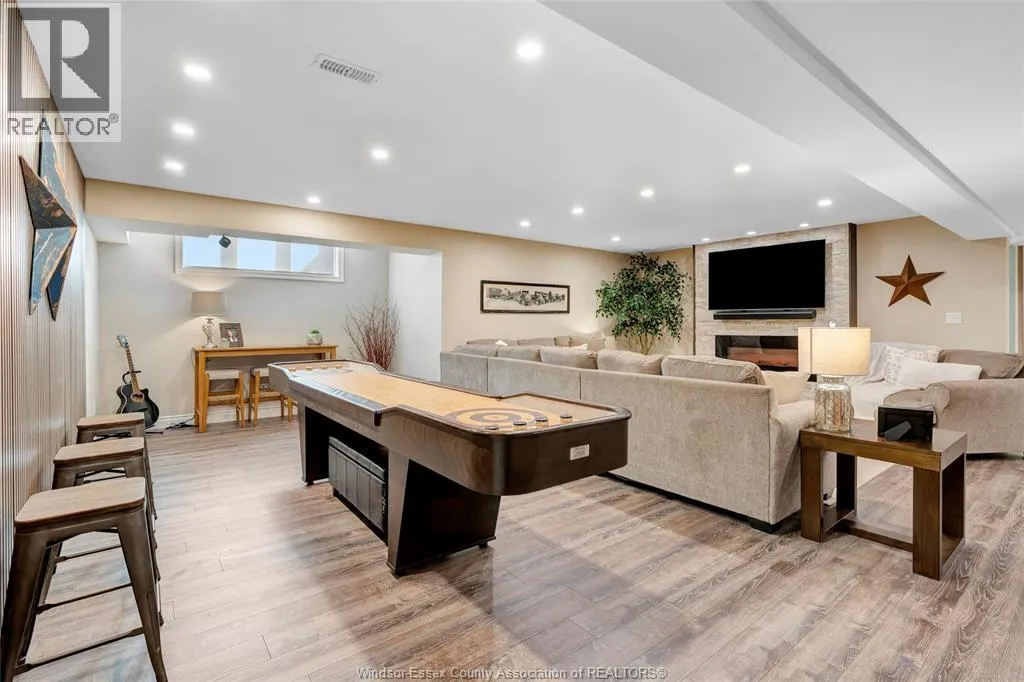 19 LUKAS DRIVE