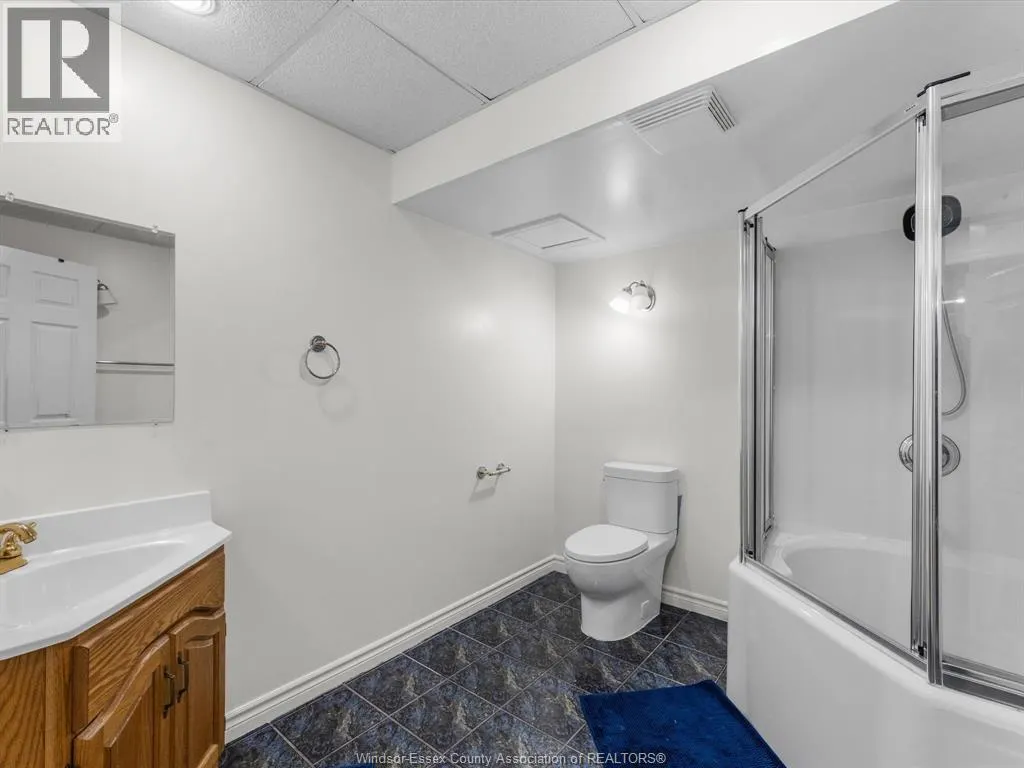 342 Thorn Ridge CRESCENT