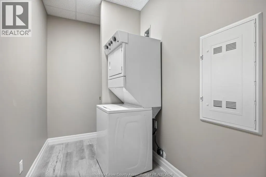 11870 TECUMSEH ROAD East Unit# 411