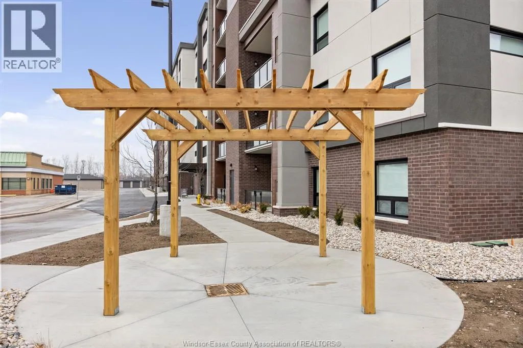 11870 TECUMSEH ROAD East Unit# 411