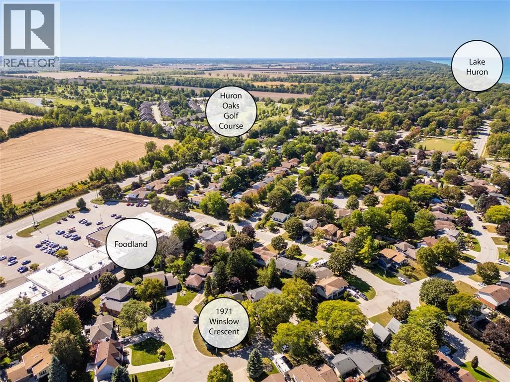 1971 WINSLOW CRESCENT