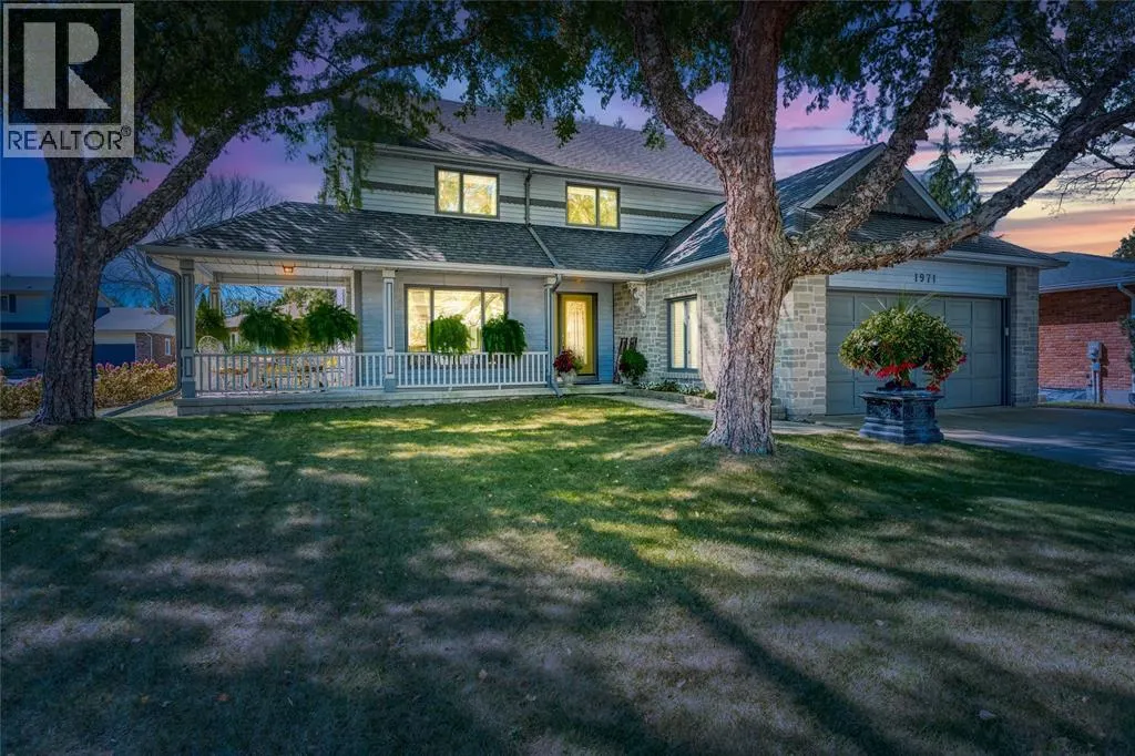 1971 WINSLOW CRESCENT
