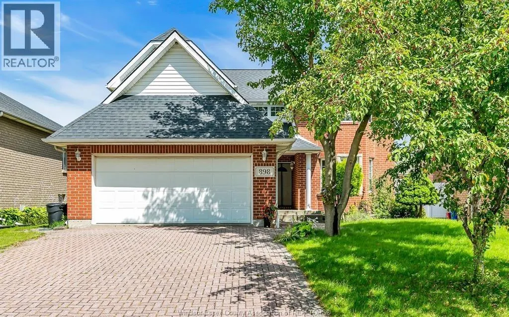 898 Hacienda COURT