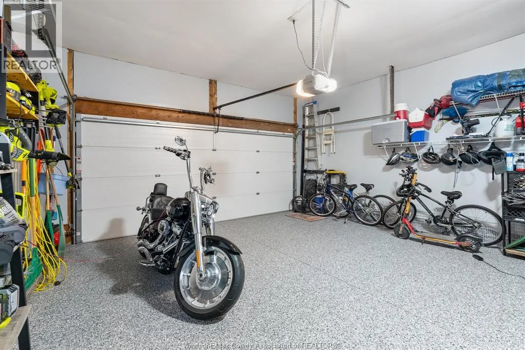 538 Michael CRESCENT