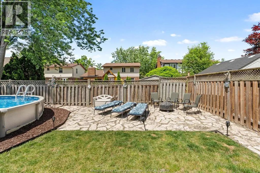 538 Michael CRESCENT