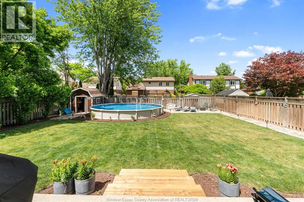 538 Michael CRESCENT