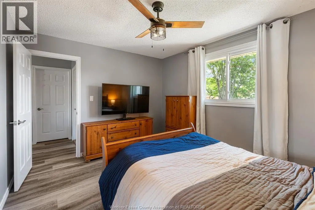 538 Michael CRESCENT