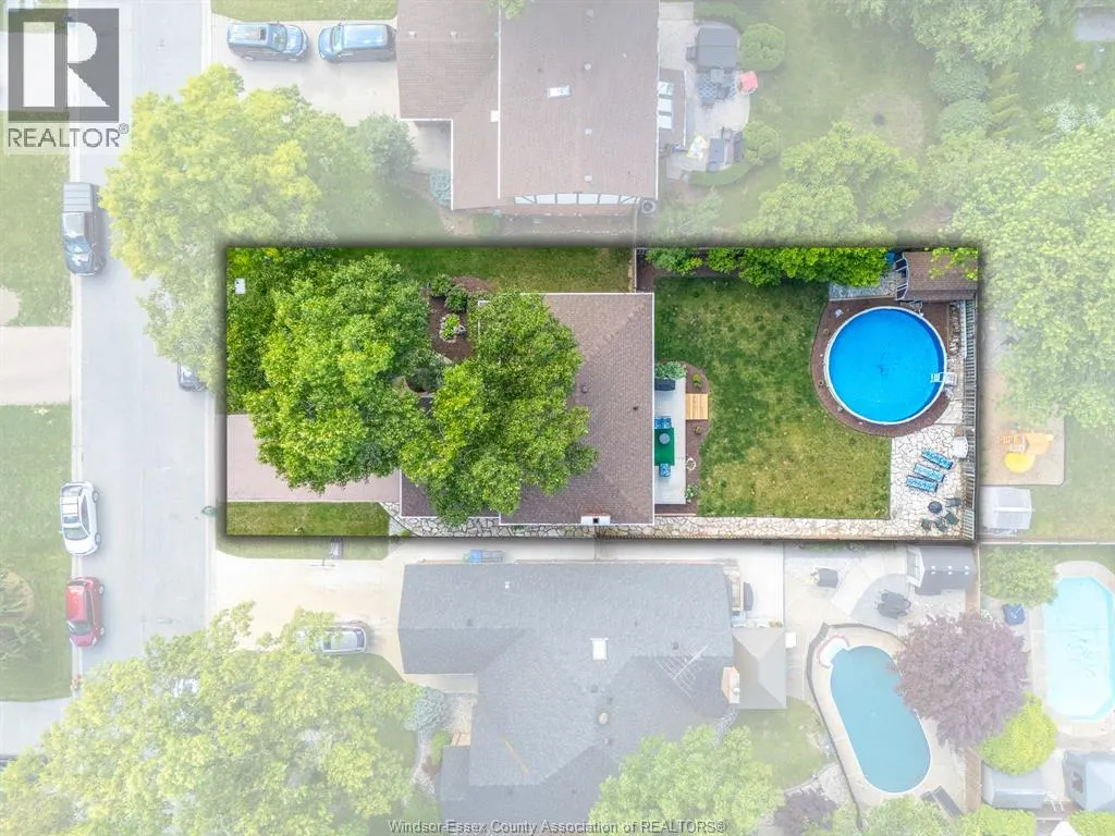 538 Michael CRESCENT