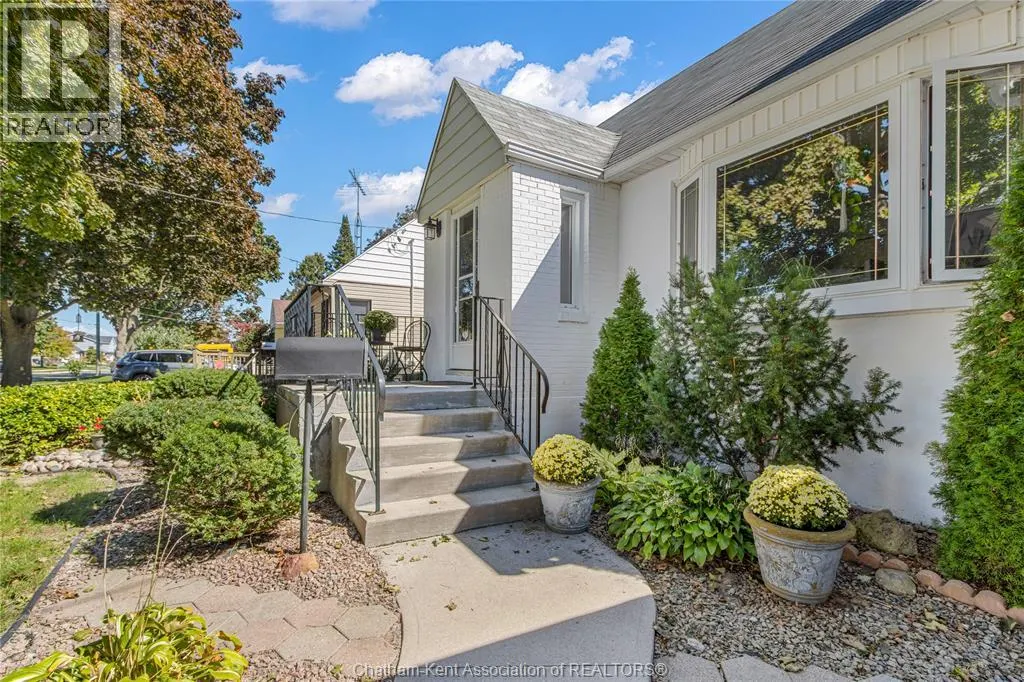 32 KERR AVENUE