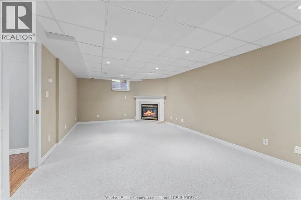 330 SADDLE LANE