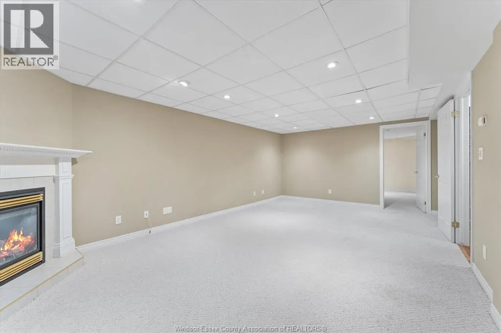 330 SADDLE LANE