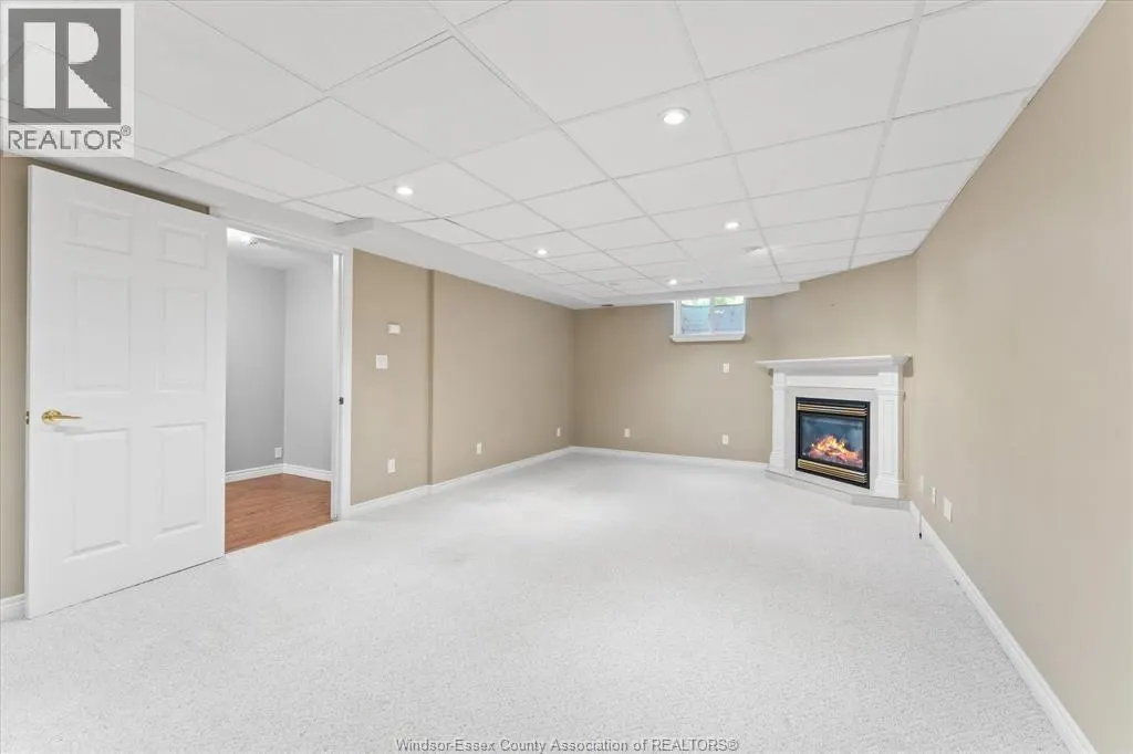 330 SADDLE LANE