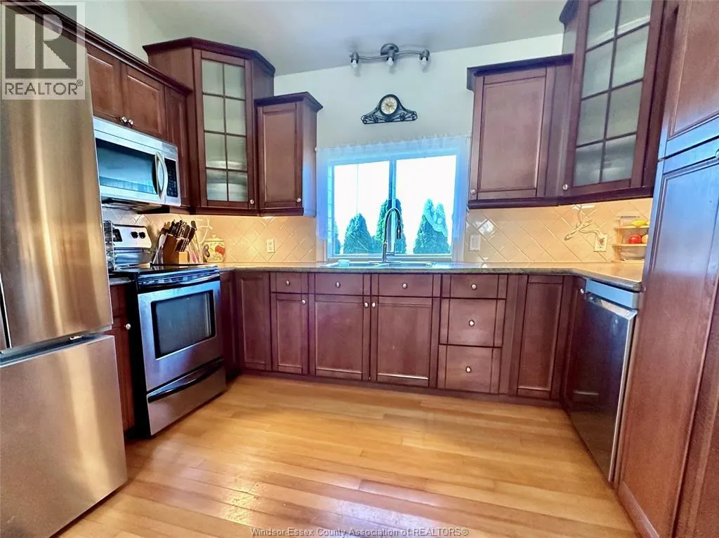 3100 LAKESHORE RD 303