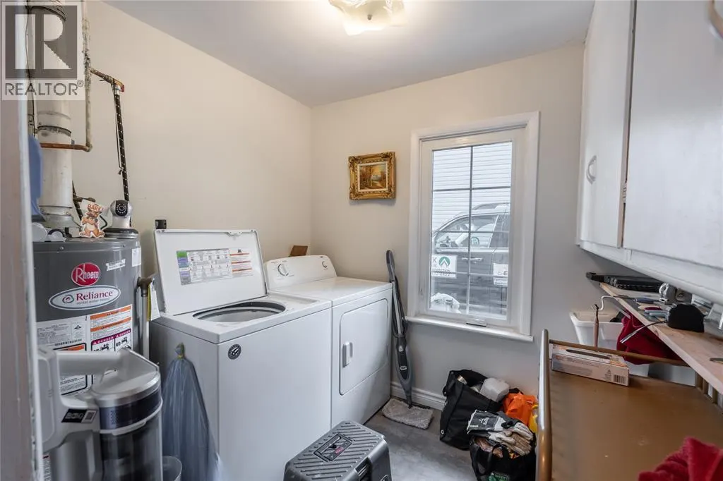 1107 Colborne ROAD