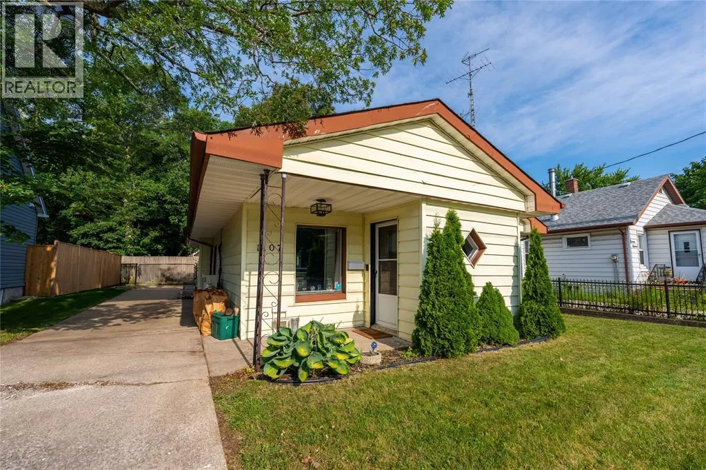 1107 Colborne ROAD