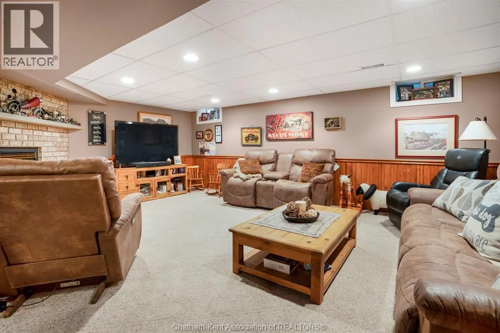 30 ORANGEWOOD BOULEVARD