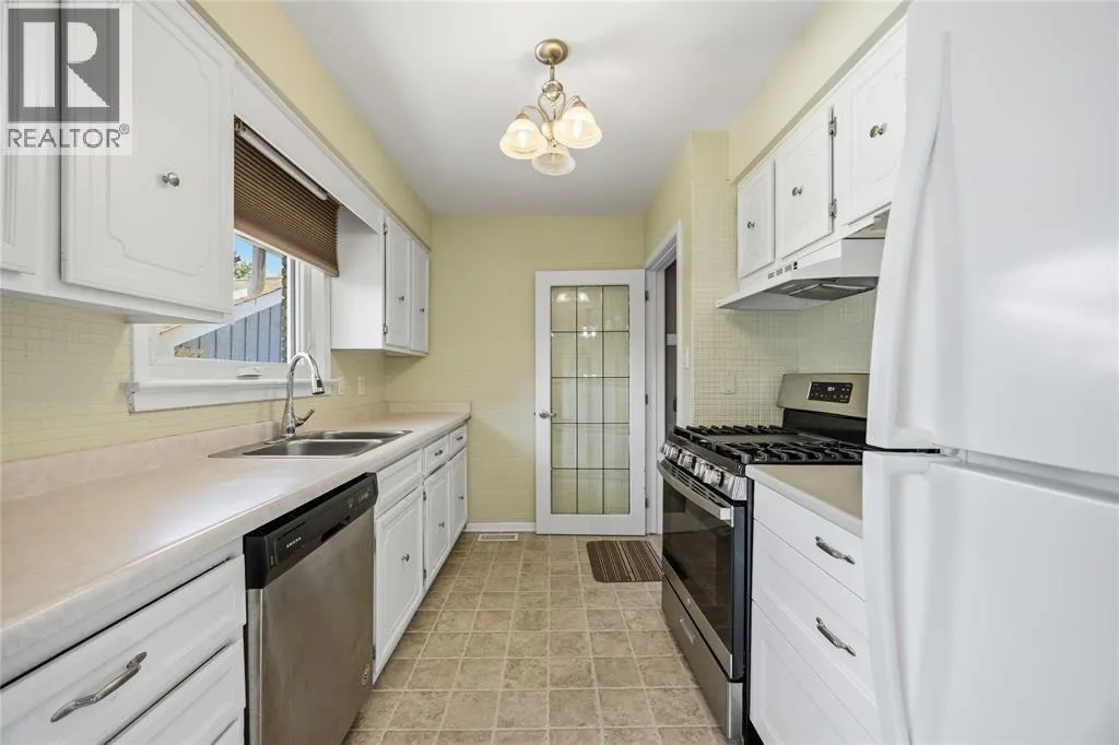 993 HIGHWAY DRIVE Unit# UPPER