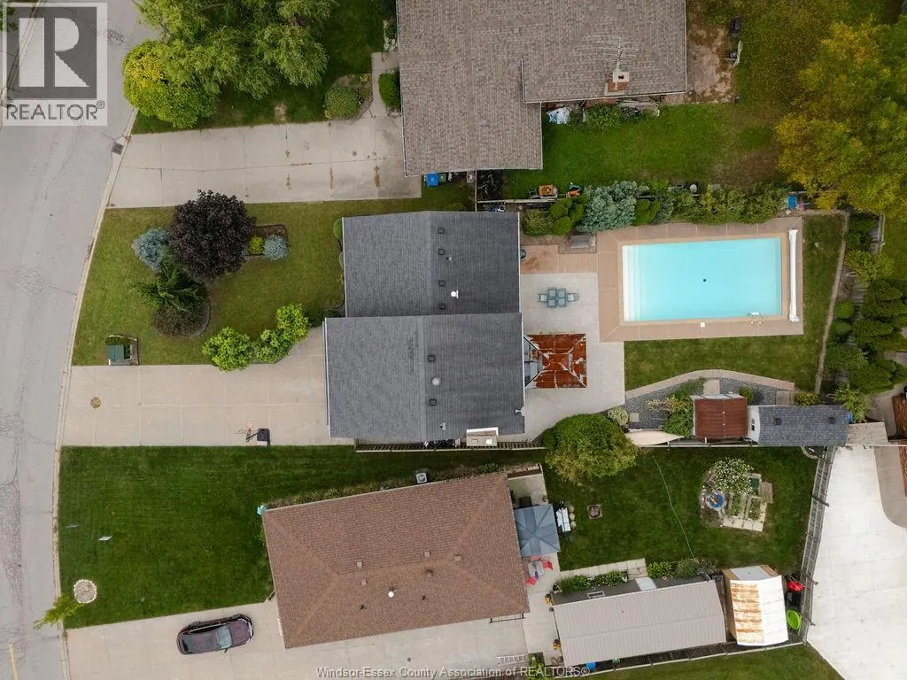 12224 ST THOMAS CRESCENT