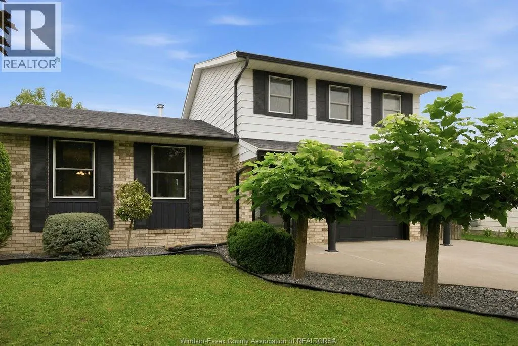 12224 ST THOMAS CRESCENT