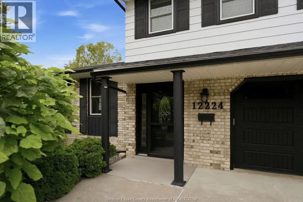 12224 ST THOMAS CRESCENT